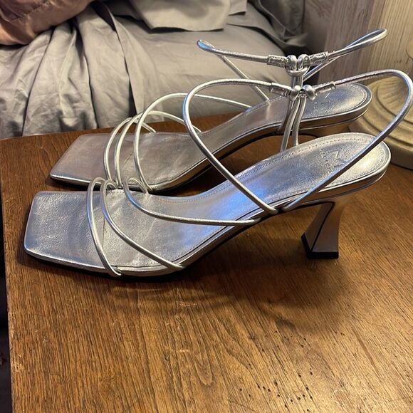 Marc Fisher Silver Heels - Picture 2 of 5